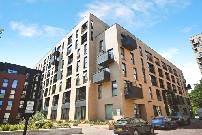 1 Bedroom Flat For Sale In Burgess Springs, Chelmsford, Essex, CM1