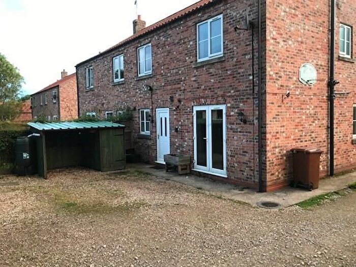 4 Bedroom Semi-Detached House To Rent In Southfarm Cottages, Scrayingham, York, YO41