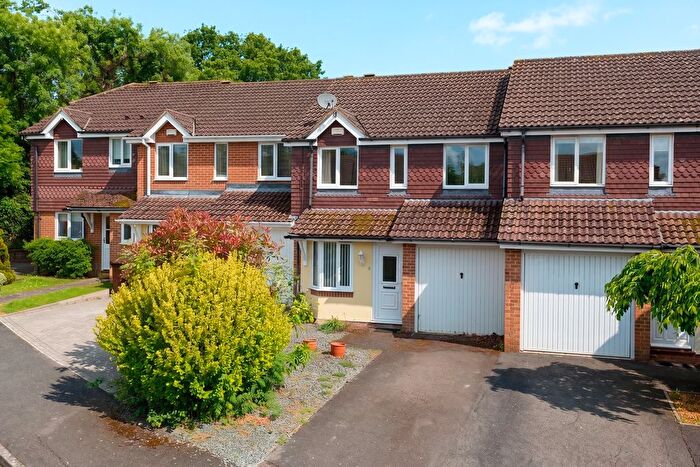 3 Bedroom Terraced House For Sale In Mansion House Close, Biddenden, TN27