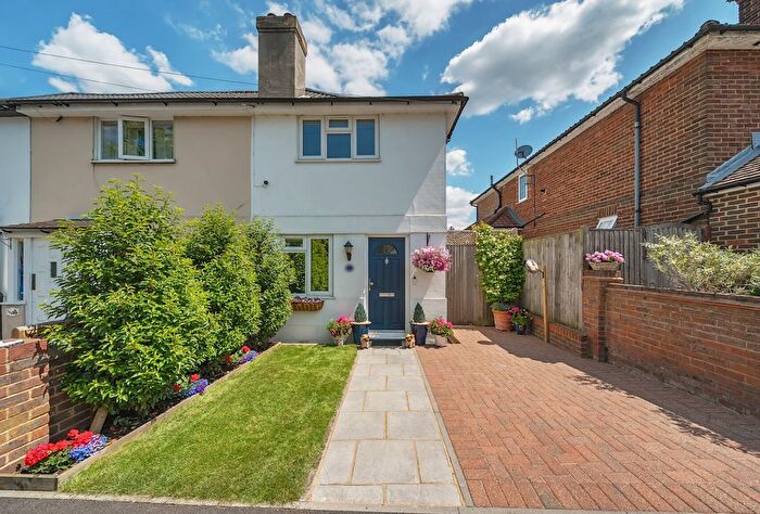 2 Bedroom End Of Terrace House For Sale In Otford Road, Sevenoaks, Kent, TN14