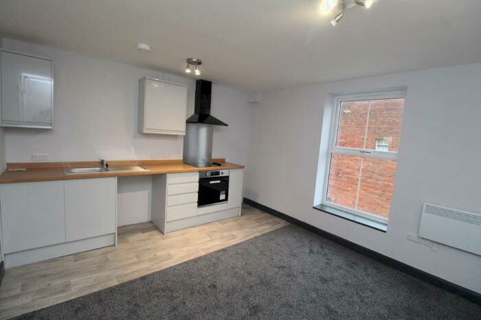 1 Bedroom Flat To Rent In Radford Road, Nottingham, NG7