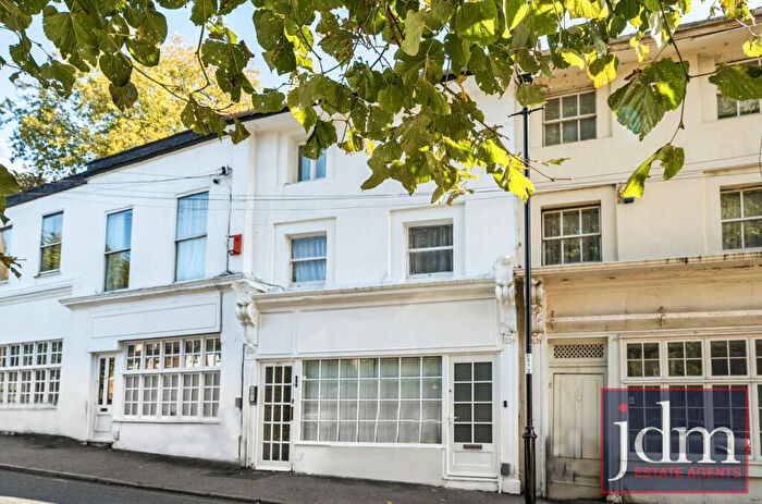 2 Bedroom Apartment To Rent In Brandram Road, London, SE13