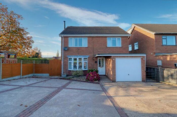 4 Bedroom Detached House For Sale In Barlings Close, Scotter, DN21