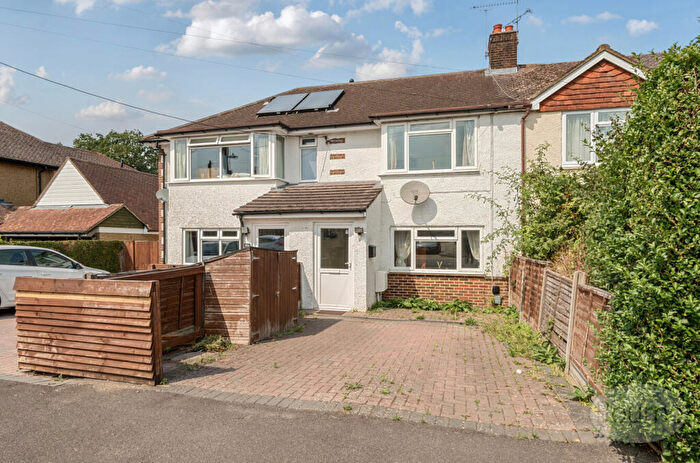 3 Bedroom Terraced House For Sale In Carfax Avenue, Tongham, Farnham, Surrey, GU10