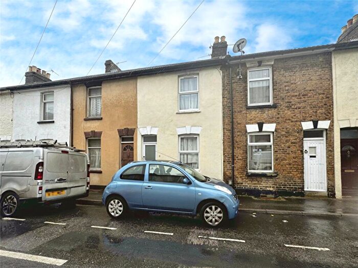 2 Bedroom Terraced House To Rent In East Street, Gillingham, Kent, ME7