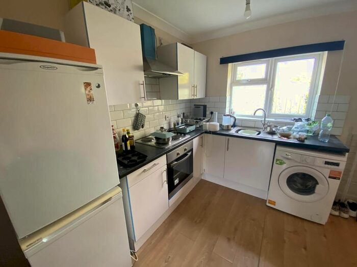 1 Bedroom Studio To Rent In Broadlands Road, Southampton, SO17