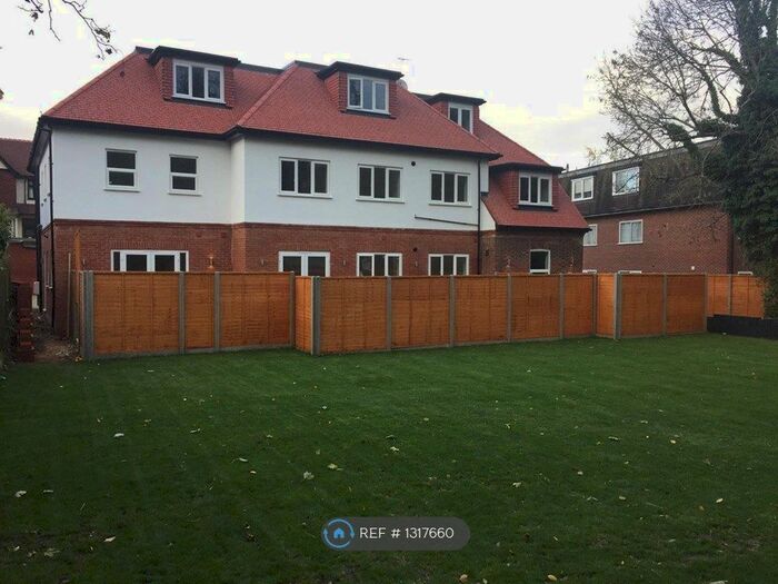 1 Bedroom Flat To Rent In Foxley Hill Road, Purley CR8