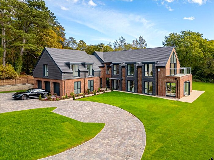6 Bedroom Detached House For Sale In Symeon Manor, Symeon Court, Mount Oswald, Durham, DH1