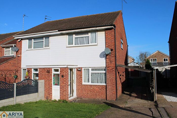 2 Bedroom Semi-Detached House To Rent In Huggett Close, Rushey Mead, Leicester, LE4
