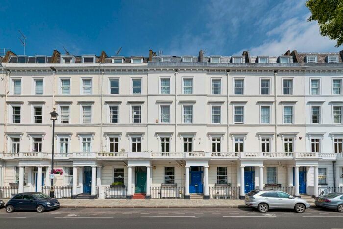 4 Bedroom Flat To Rent In Lupus Street, London, SW1V