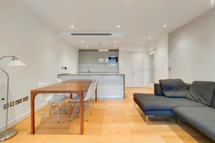 2 Bedroom Flat To Rent In Camley Street, London, N1C