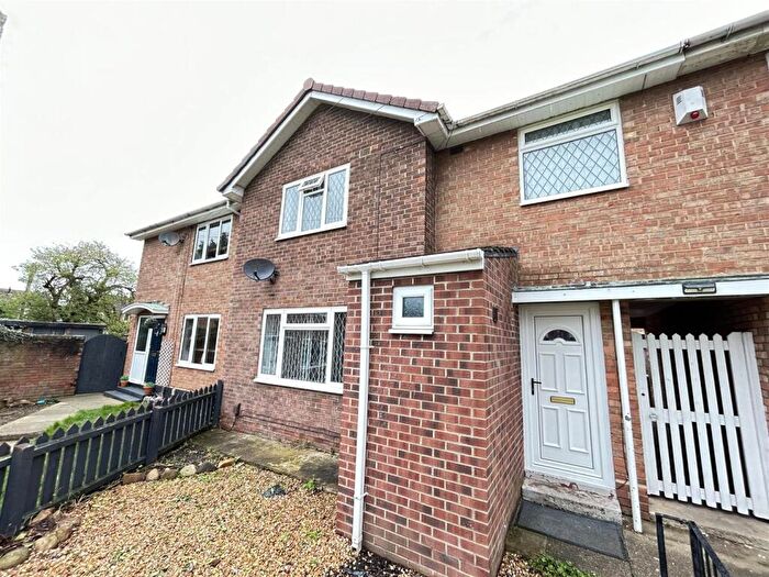 3 Bedroom Semi Detached House To Rent In Ampleforth Way, Darlington, DL3