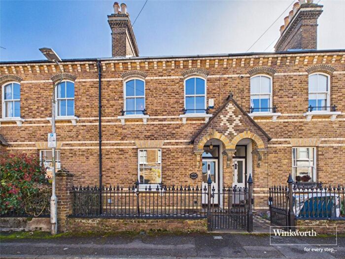 3 Bedroom Terraced House For Sale In The Mount, Reading, Berkshire, RG1