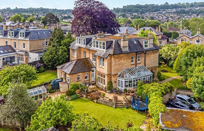 5 Bedroom Semi Detached House For Sale In Oldfield Road, Bath, BA2