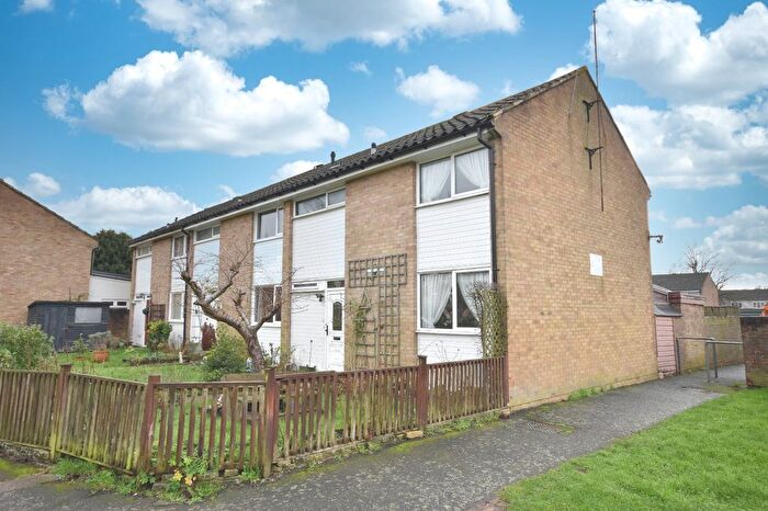 3 Bedroom End Terrace House For Sale In Horley, Surrey, RH6