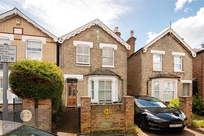 3 Bedroom Detached House For Sale In Richmond Park Road, Kingston Upon Thames, Greater London, KT2