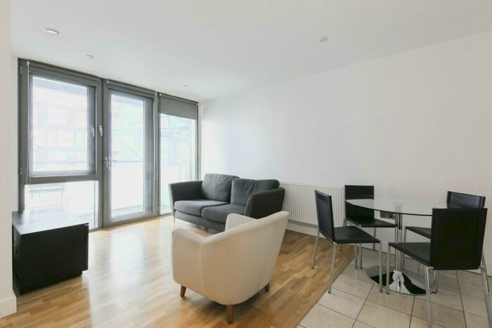 2 Bedroom Flat To Rent In Stratford High Street Stratford, E15