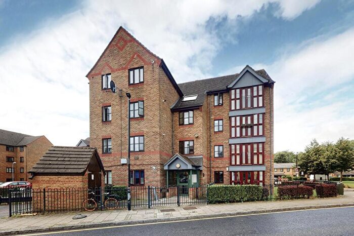 1 Bedroom Flat To Rent In Ireton Street, London, E3