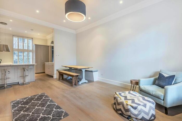 2 Bedroom Flat To Rent In Durham Terrace, Bayswater W2