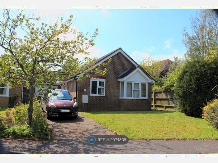 2 Bedroom Bungalow To Rent In The Old Hop Garden, Peasmarsh, Rye, TN31