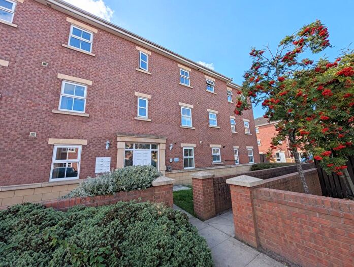 2 Bedroom Flat To Rent In Meadowbrook Court, Morley, Leeds, LS27