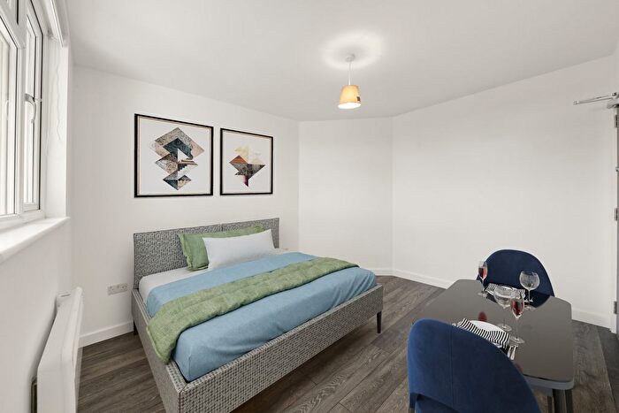 1 Bedroom Studio To Rent In Boston Road, Hanwell, W7