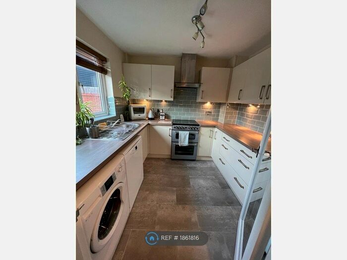 2 Bedroom Terraced House To Rent In Greenwich Gardens, Newport Pagnell, MK16