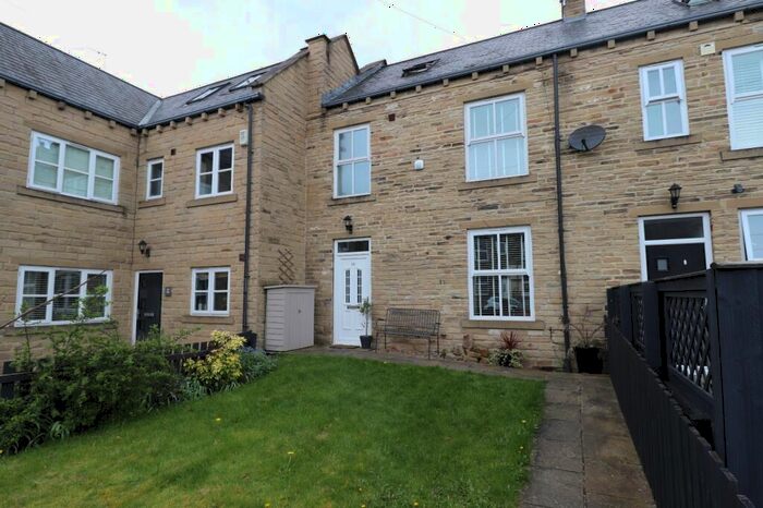 3 Bedroom Terraced House To Rent In Kirkham Street, Leeds, West Yorkshire, LS13
