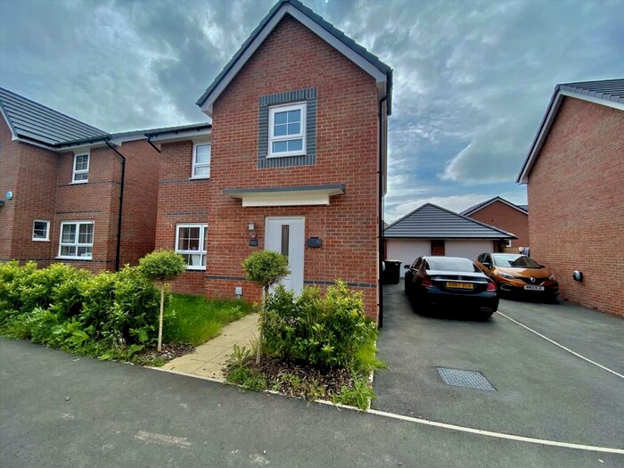 4 Bedroom Detached House To Rent In Cheltenham Crescent, Preston, PR4