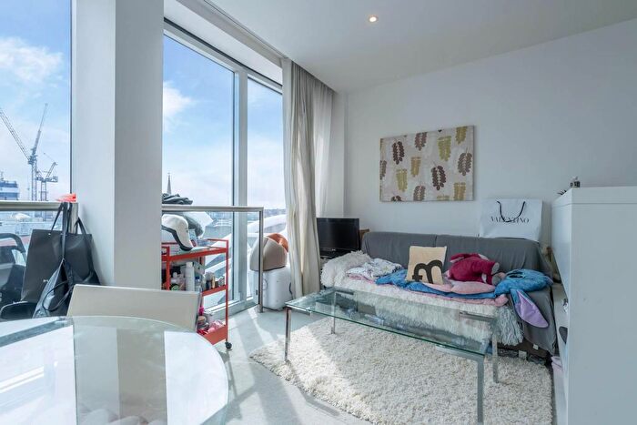 Studio To Rent In Rotunda, New Street, Birmingham, B2