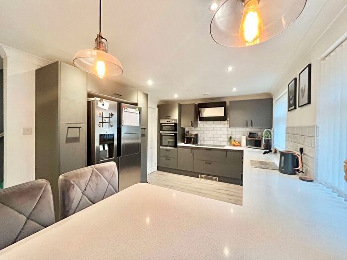 4 Bedroom Detached House For Sale In Longmead Road, Preston, Paignton, TQ3