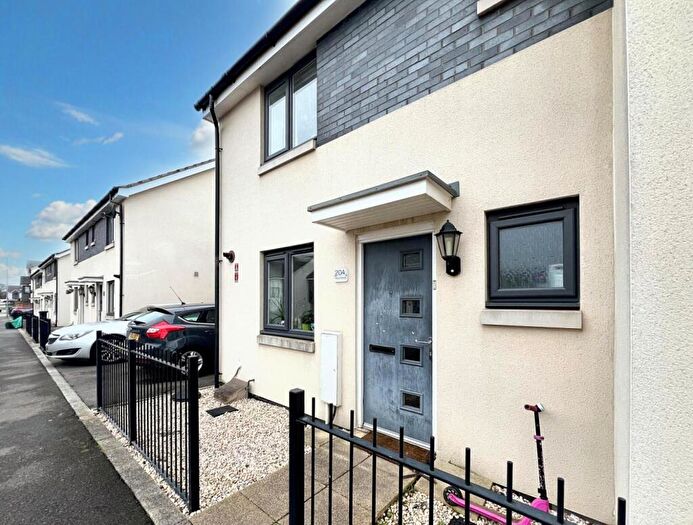 3 Bedroom House To Rent In Wood Street, Patchway, BS34