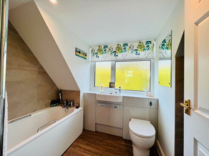 3 Bedroom Detached House For Sale In Hythe, CT21