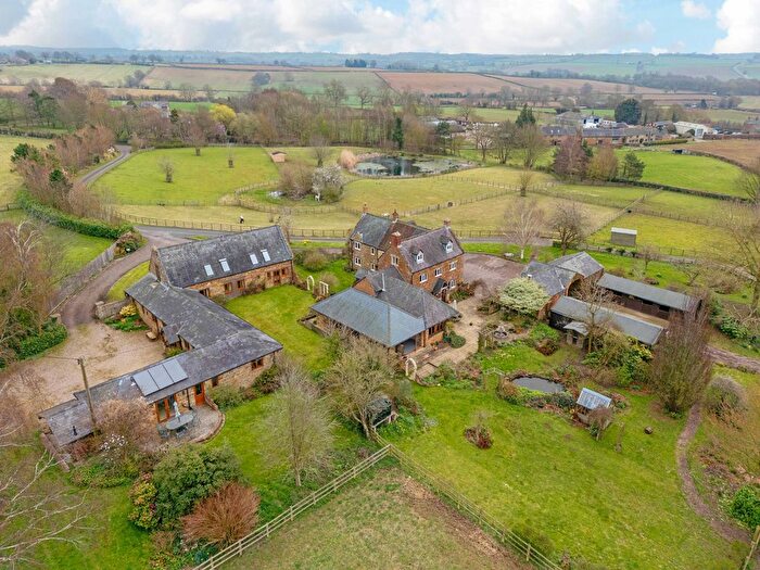 11 Bedroom Country House For Sale In Warkworth Banbury, Oxfordshire, OX17