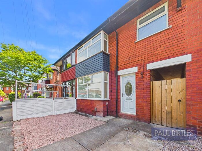 3 Bedroom Terraced House For Sale In Wycombe Close, Davyhulme, Trafford, M41