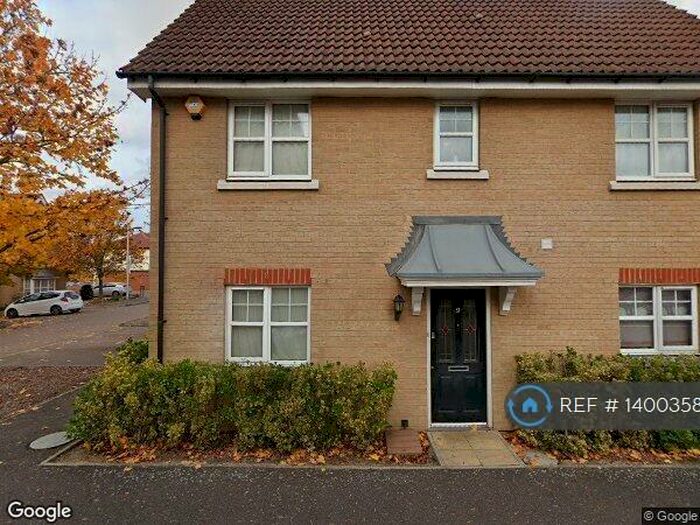 3 Bedroom End Of Terrace House To Rent In Piper Way, Ilford, IG1