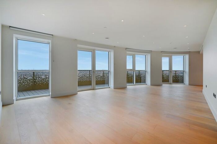 3 Bedroom Flat To Rent In Cassini Apartments, White City Living, London, W12