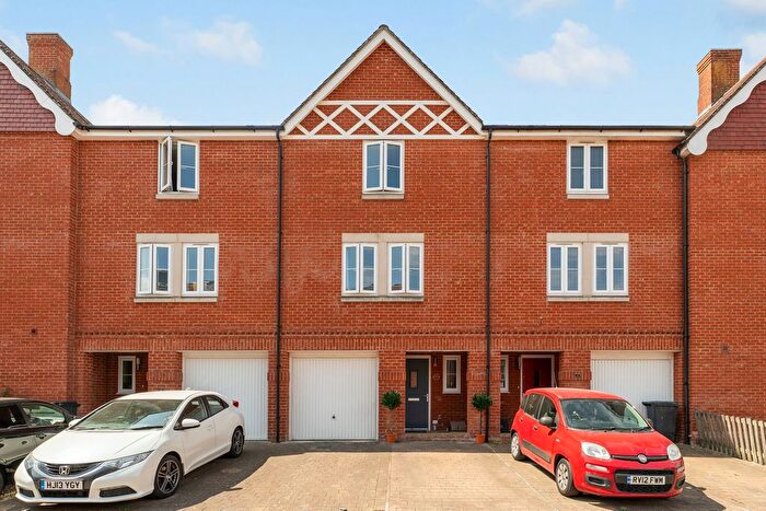 3 Bedroom Terraced House For Sale In Woodbury Yard, Salisbury, SP2