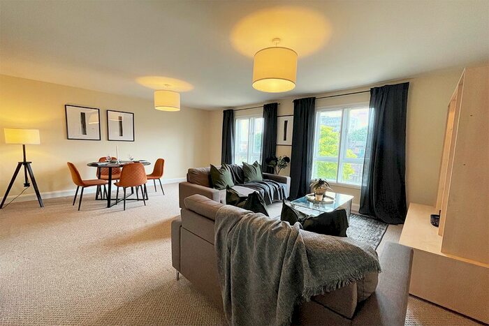 2 Bedroom Flat To Rent In Durward Street, London, E1