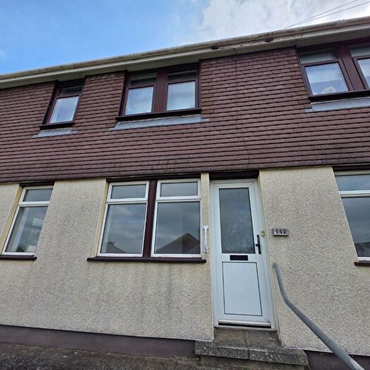 3 Bedroom House To Rent In Waunscil Avenue, Bridgend, CF31