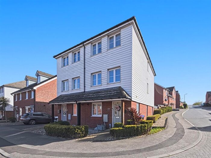 4 Bedroom Semi Detached House For Sale In Talmead Road, Herne Bay, CT6