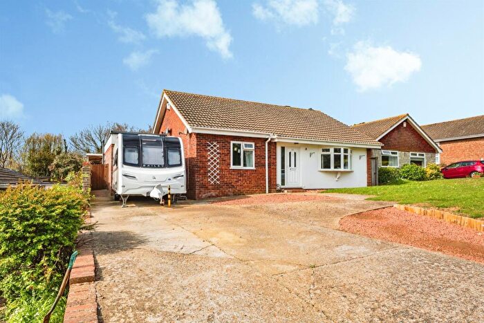4 Bedroom Detached Bungalow For Sale In Princess Drive, Seaford, BN25