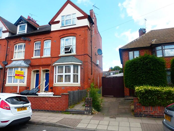 1 Bedroom Apartment To Rent In Glenfield Road, Leicester, LE3