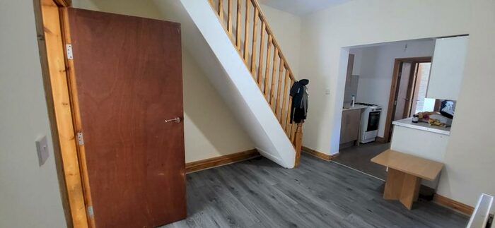 2 Bedroom Terraced House To Rent In Park Hill Avenue, Manchester, M8