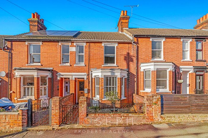 3 Bedroom Terraced House For Sale In Broom Hill Road, Ipswich, IP1