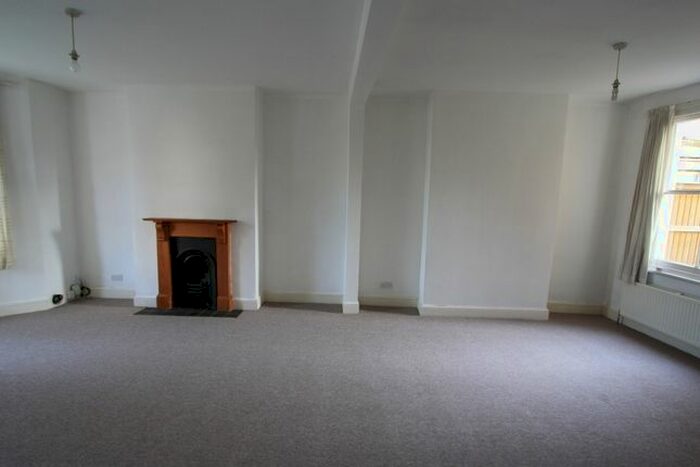 4 Bedroom Terraced House To Rent In Quicks Road, Wimbledon, SW19