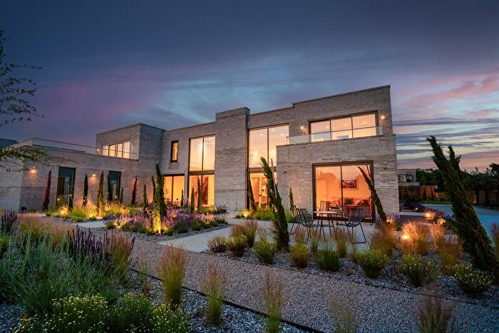 6 Bedroom Detached House To Rent In Twineham Grange Farm, Twineham, RH17