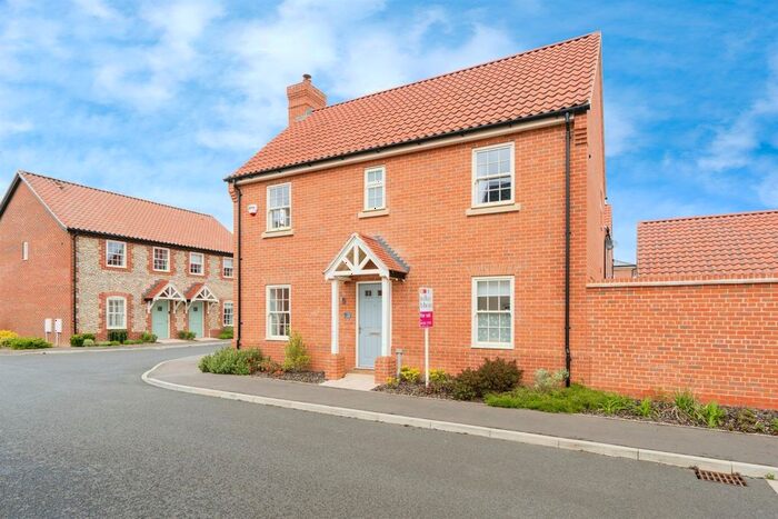 3 Bedroom Detached House For Sale In Partridge Way, Holt, NR25