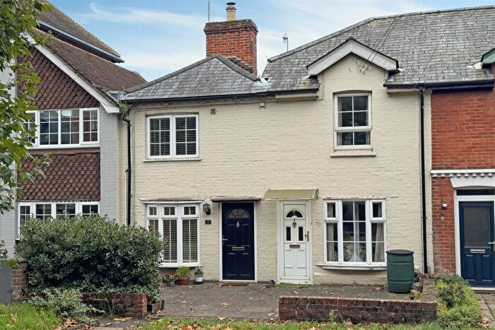 2 Bedroom Terraced House For Sale In Godalming, GU7