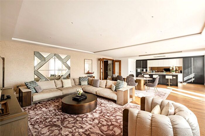 3 Bedroom Flat For Sale In Bayswater Road, Notting Hill, London, W2